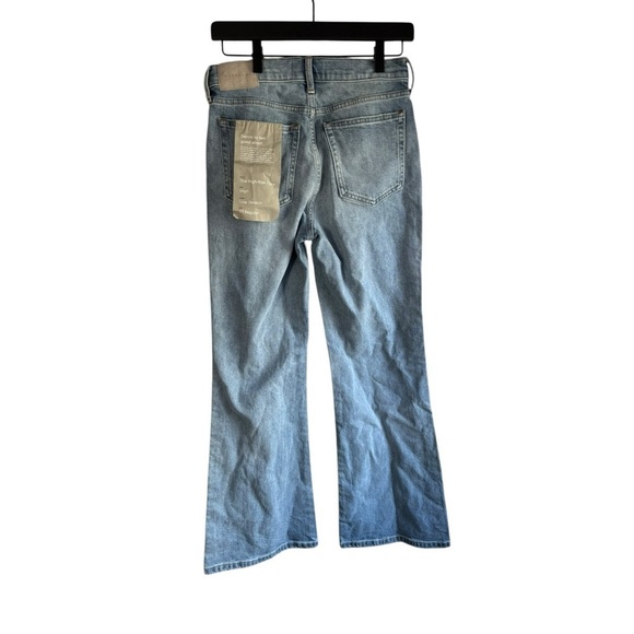 New! Everlane‎ The High Rise Flare Jean - Light Indigo Wash - Picture 3 of 6